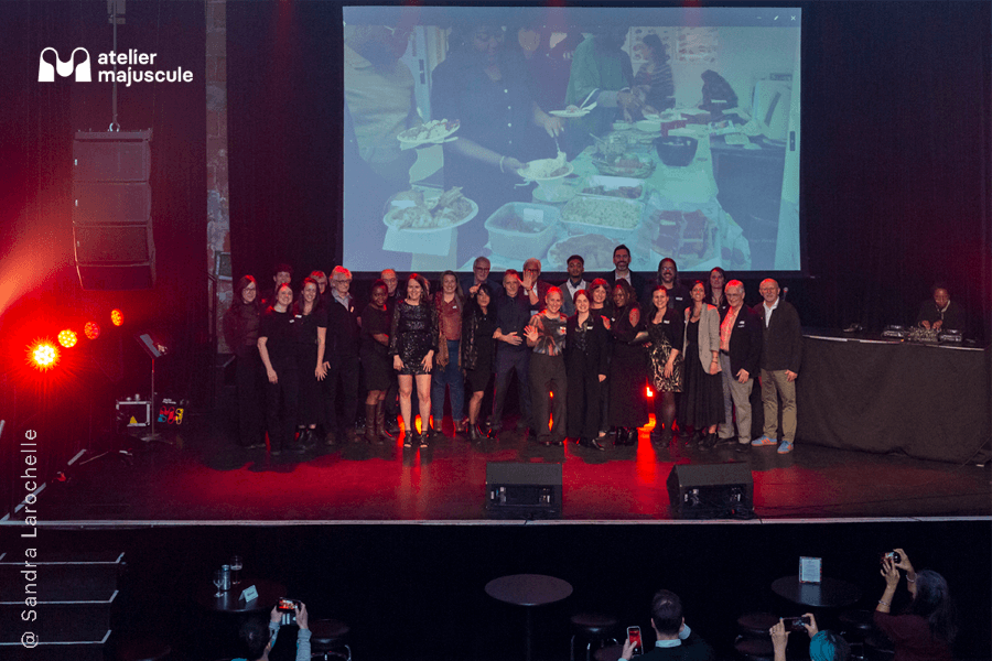 Image de l'article Atelier Majuscule  (Imprime-Emploi) célèbre 30 ans d’impact social  lors d’un Gala au Théâtre Plaza