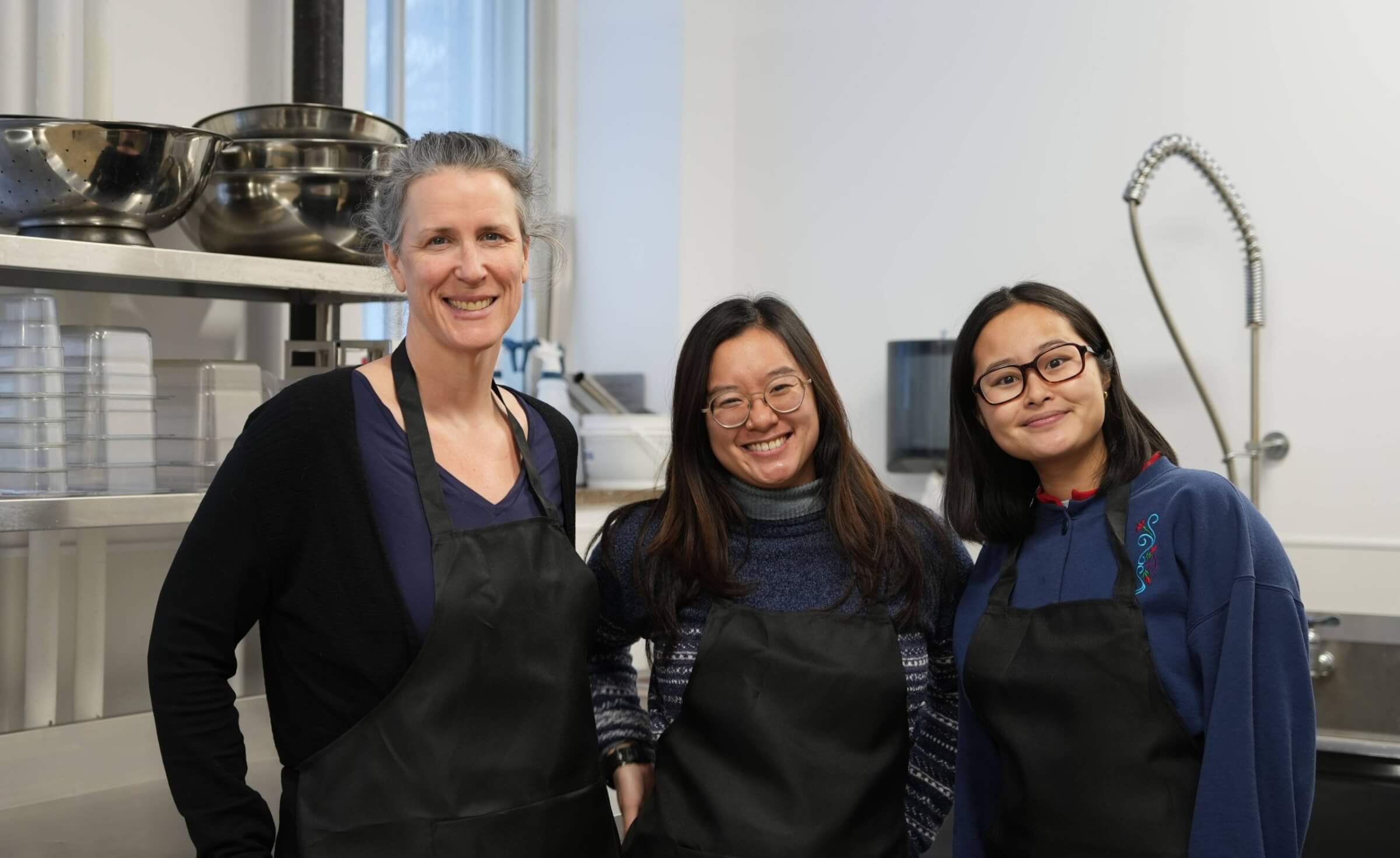 Image de l'article Le Groupe Conseil Saint-Denis – CJE Rosemont/Petite-Patrie lance sa toute nouvelle cuisine communautaire dans la Petite-Patrie