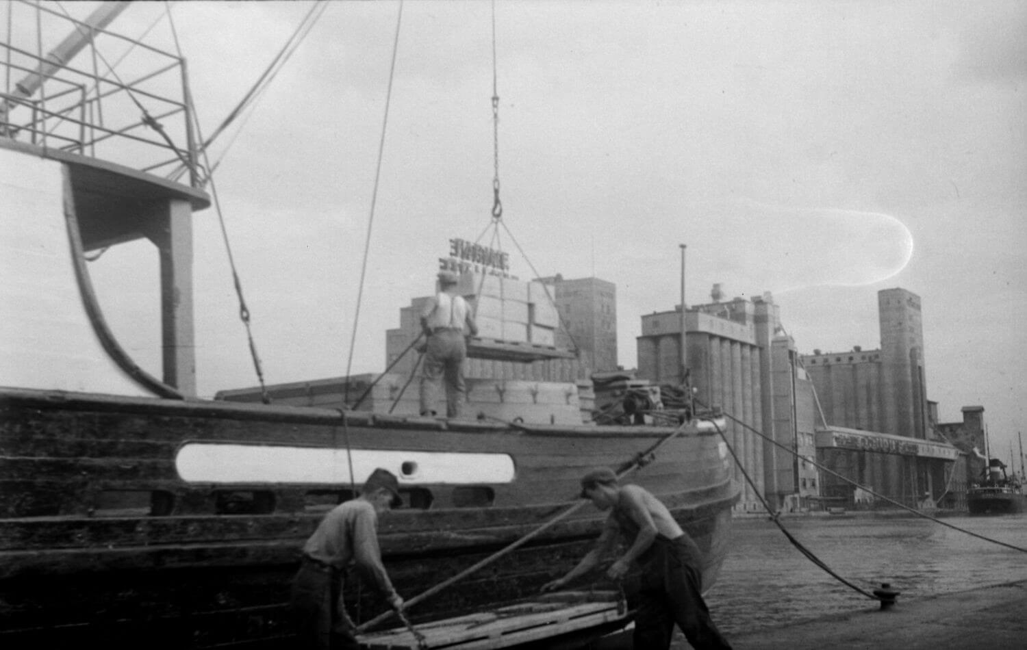 Image de l'article Le canal de Lachine : de la vie d’factrie aux condos avec vue, les multiples vies d’un canal (circuit à pied)